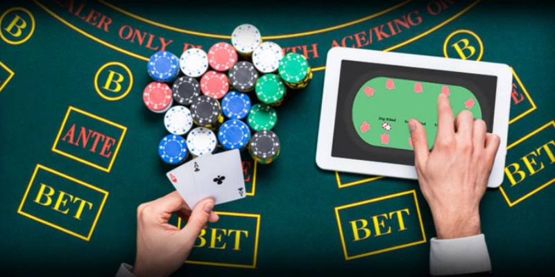 Mẹo đánh bại đối phương trên bàn Poker